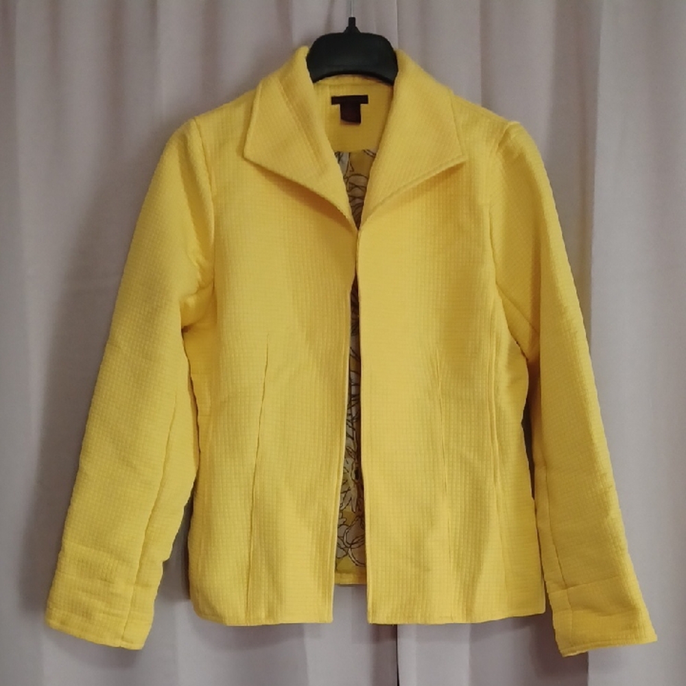 Sara Isabella Bright Yellow Square Textured Jacket Open Front Floral Lined